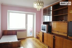 Продается 3-комнатная квартира 50 кв. м в Тернополе