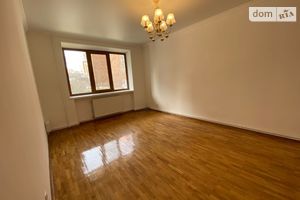 Продается 3-комнатная квартира 59 кв. м в Тернополе