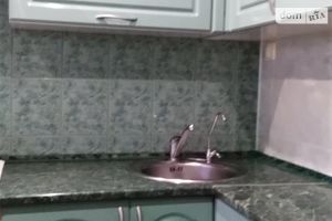 Продается 2-комнатная квартира 50 кв. м в Павлограде