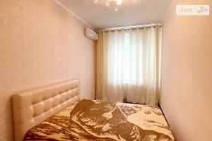 Продається 2-кімнатна квартира 68 кв. м у Дніпрі