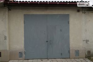 Продається бокс в гаражному комплексі під легкове авто на 23.3 кв. м