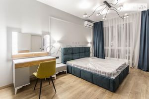 Сдается в аренду 3-комнатная квартира 90 кв. м в Киеве