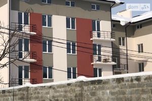 Продается 2-комнатная квартира 91 кв. м в Каменке-Бугской
