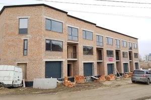 Продается часть дома 175 кв. м с гаражом