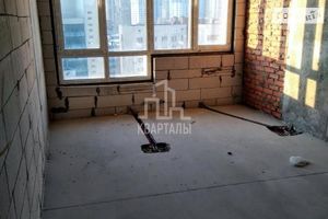 Продается 2-комнатная квартира 66 кв. м в Киеве