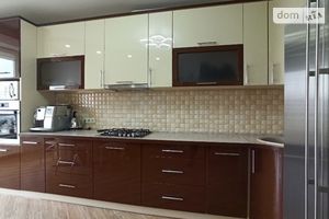 Продається 2-кімнатна квартира 76 кв. м у Вінниці