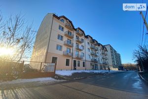 Продается 1-комнатная квартира 43 кв. м в Ужгороде