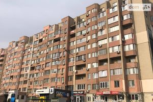 Продається 2-кімнатна квартира 71.6 кв. м у Одесі