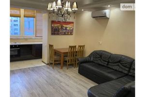 Продається 3-кімнатна квартира 82 кв. м у Одесі