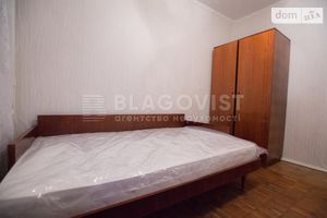 Продается 1-комнатная квартира 21 кв. м в Киеве