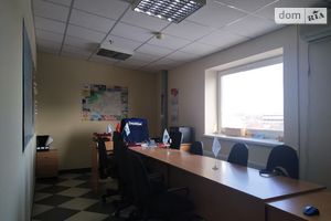 Продається торгово-офісний центр 2000 кв. м в 5-поверховій будівлі