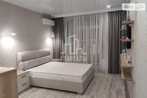 Здається в оренду 1-кімнатна квартира 37 кв. м у Києві