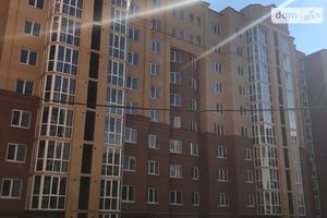 Продається 2-кімнатна квартира 73 кв. м у Тернополі