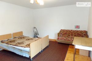 Сдается в аренду часть дома 30 кв. м с балконом