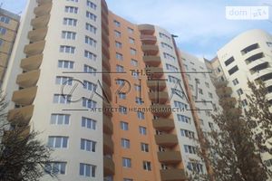 Продается 2-комнатная квартира 90 кв. м в Киеве