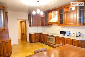 Здається в оренду 3-кімнатна квартира 140 кв. м у Києві