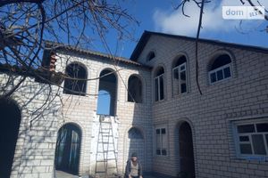 Продається будинок 2 поверховий 200 кв. м з подвалом