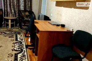 Продается 1-комнатная квартира 37 кв. м в Днепре