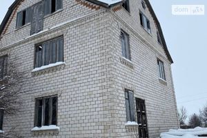 Продається будинок 2 поверховий 135 кв. м з каміном