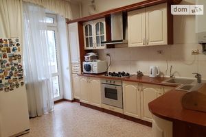 Продається 3-кімнатна квартира 78 кв. м у Хмельницькому