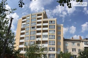 Продается 1-комнатная квартира 47 кв. м в Чернигове
