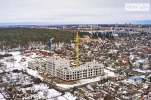 Продается 2-комнатная квартира 80.31 кв. м в Чернигове