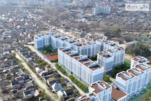 Продается 1-комнатная квартира 48.48 кв. м в Чернигове