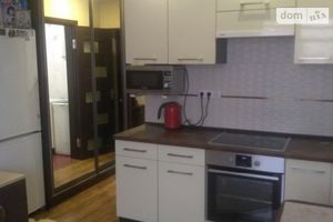 Продается 1-комнатная квартира 21 кв. м в Ровно