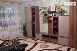 Продається 3-кімнатна квартира 70 кв. м у Липовці