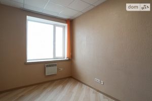 Здається в оренду офіс 64.5 кв. м в бізнес-центрі