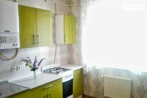 Сдается в аренду 2-комнатная квартира 60 кв. м в Ровно