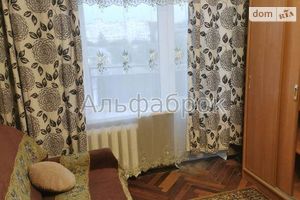Сдается в аренду 1-комнатная квартира 27 кв. м в Киеве