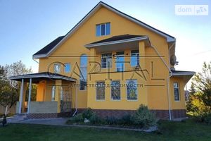 Продается одноэтажный дом 300 кв. м с баней/сауной