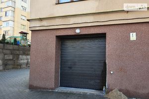 Продается бокс в гаражном комплексе под легковое авто на 22.7 кв. м