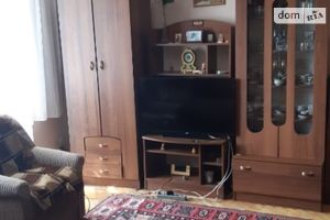 Продается 3-комнатная квартира 67 кв. м в Тернополе