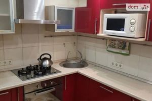 Продается 1-комнатная квартира 38 кв. м в Днепре