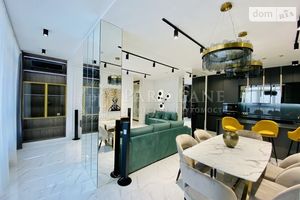 Продается 2-комнатная квартира 112 кв. м в Киеве