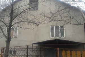 Продається будинок 2 поверховий 220 кв. м з балконом