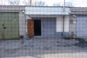 Продается бокс в гаражном комплексе под легковое авто на 21 кв. м