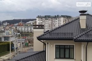 Продається будинок 2 поверховий 377 кв. м з гаражем