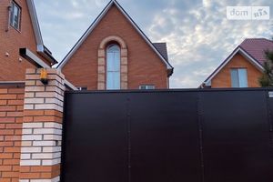 Продается дом на 2 этажа 172 кв. м с камином