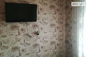 Продається 2-кімнатна квартира 47.2 кв. м у Кривому Розі