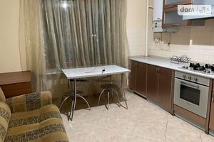 Сдается в аренду 2-комнатная квартира 75 кв. м в Тернополе