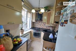 Продается 3-комнатная квартира 46 кв. м в Днепре