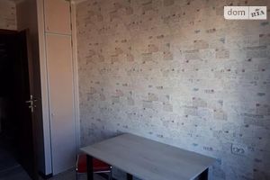 Продається 1-кімнатна квартира 38 кв. м у Дніпрі