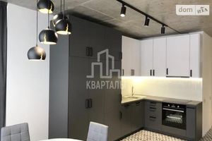 Продается 2-комнатная квартира 38 кв. м в Киеве