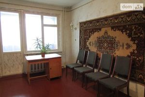 Продается 3-комнатная квартира 69 кв. м в Черкассах