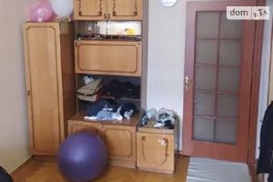 Продається 2-кімнатна квартира 65 кв. м у Тернополі