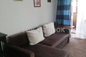 Здається в оренду 1-кімнатна квартира 32 кв. м у Києві