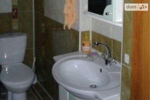 Продається 2-кімнатна квартира 78 кв. м у Тернополі